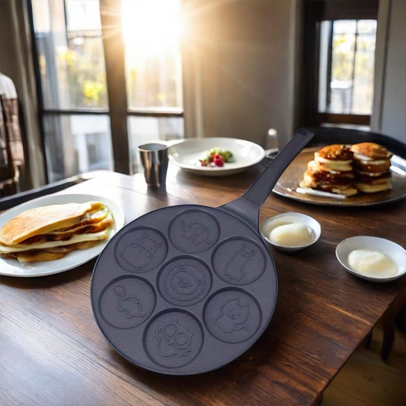 Seven-Hole Smiley Face Frying Pan Baking Dish
